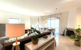 Pleno Beach-Side Apartment Furadouro